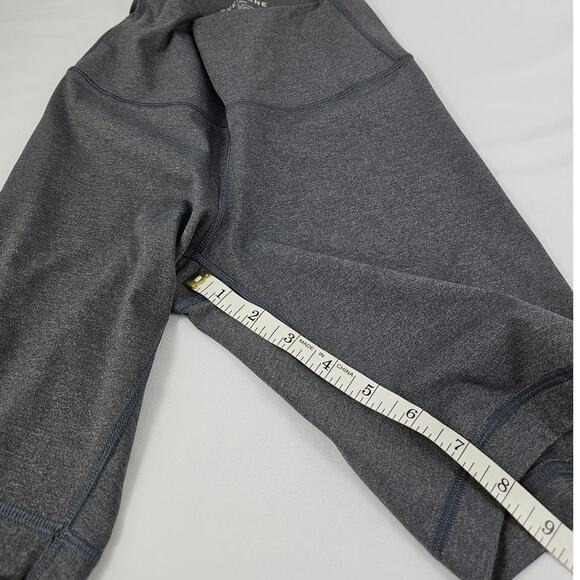 EVERLANE PREMIUM PERFORMANCE BIKE SHORTS, GRAY, WOMEN'S SIZE SMALL - Picture 7 of 7